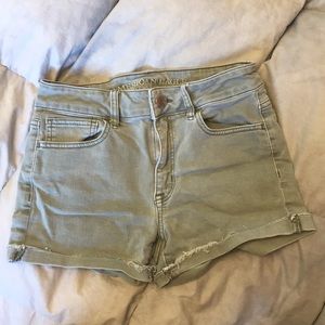 Army green American Eagle hi rise shorts